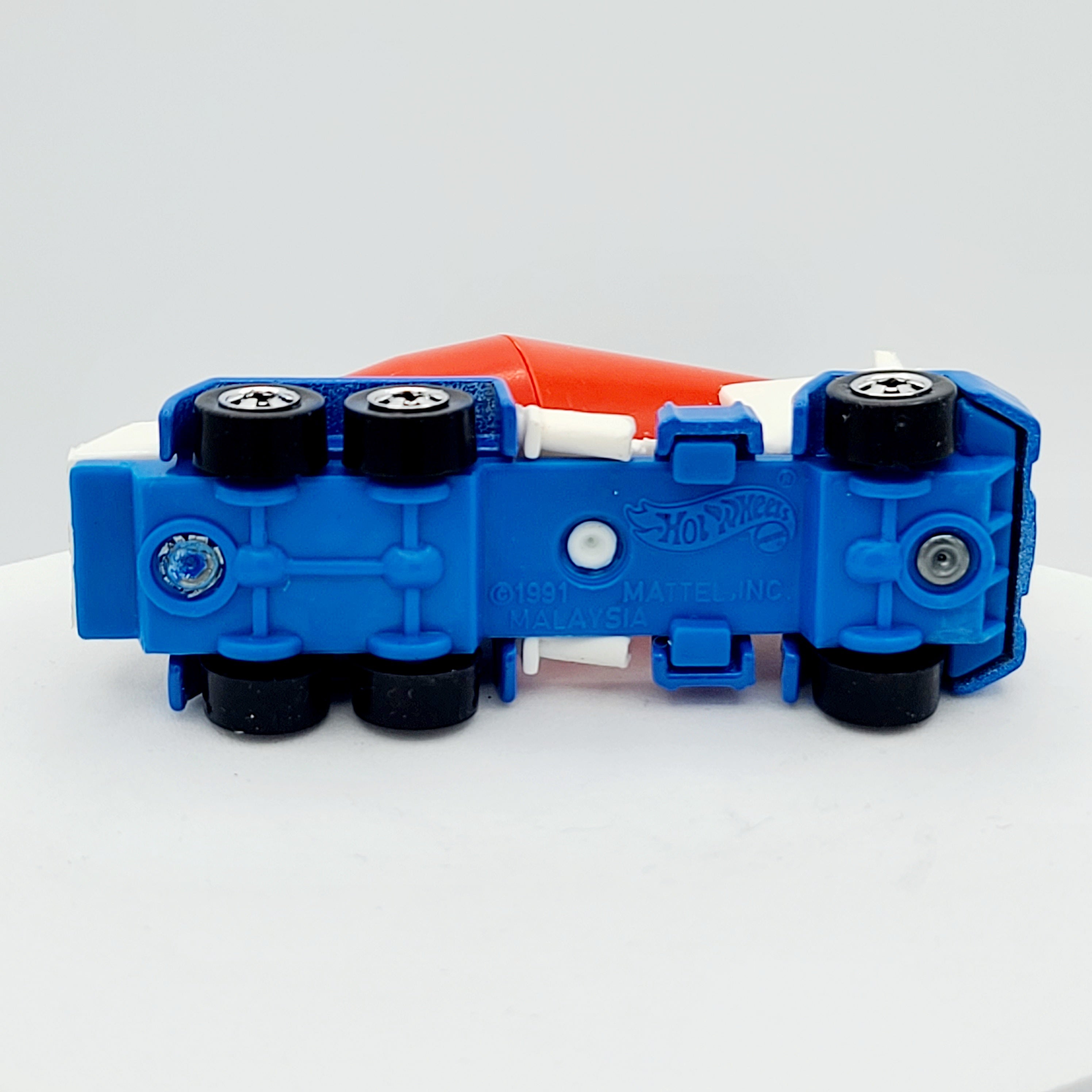 Hot Wheels Oshkosh Cement Mixer (1992 HW Basic)